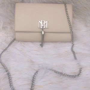 Badgley Mischka beautiful cross body bag.